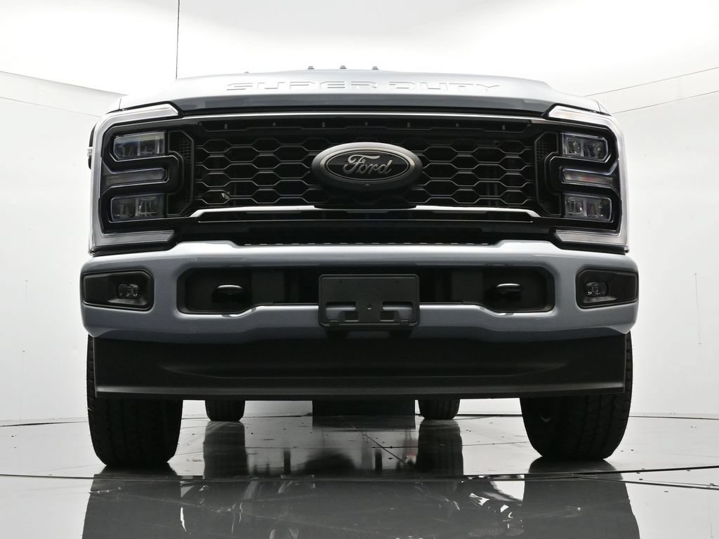 New 2026 Ford F250 Lariat w/ Black Appearance Package AWD/4WD image 38
