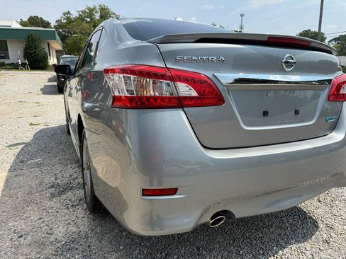 Used 2014 Nissan Sentra SR w/ SR Driver Package FWD image 12