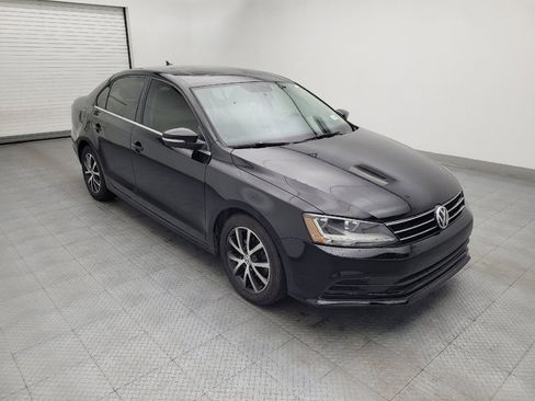 Used 2017 Volkswagen Jetta SE FWD image 13