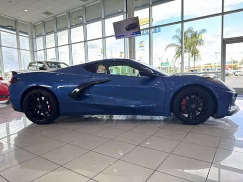 Used 2023 Chevrolet Corvette Stingray Preferred Cpe w/ Z51 Performance Package RWD image 4