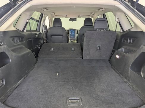 Used 2022 Ford Edge SE w/ Black Appearance Package image 28