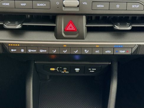 New 2025 Kia K4 LXS image 18