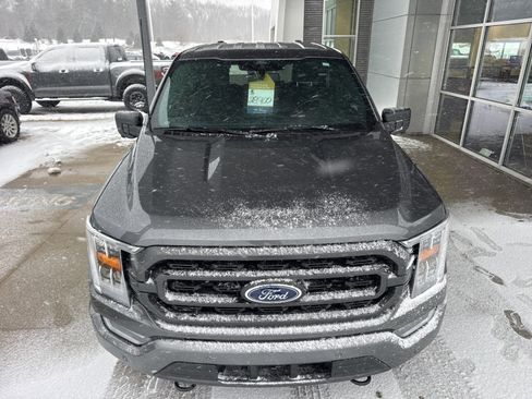 Certified 2022 Ford F150 XLT w/ Equipment Group 302A High image 12