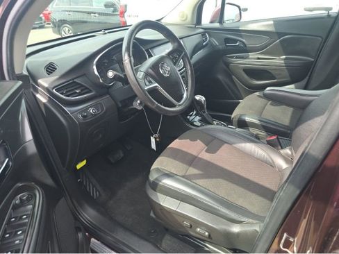 Used 2017 Buick Encore Preferred FWD image 23