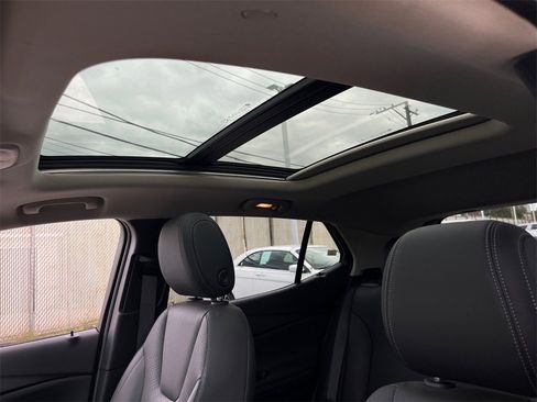 Used 2023 Buick Encore GX Essence w/ Experience Buick Package image 11