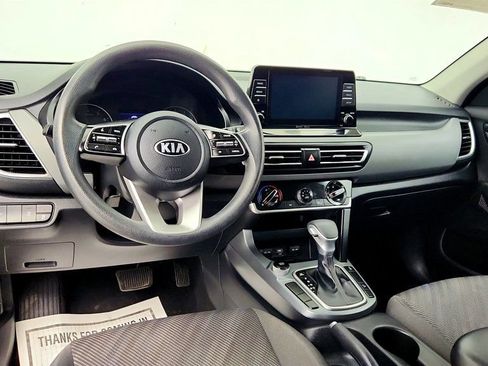 Used 2021 Kia Seltos LX image 11