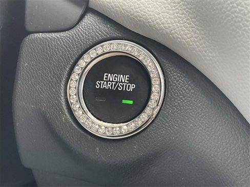 Used 2023 Chevrolet Equinox LT w/ LPO, Floor Liner Package image 22