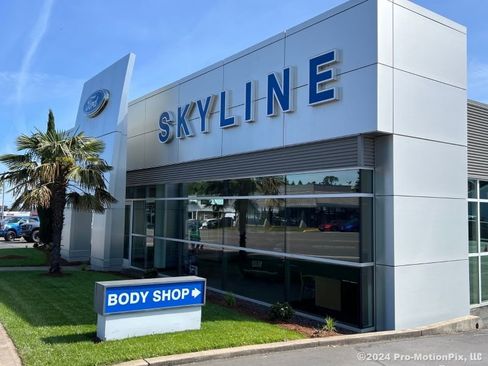 Used 2023 Toyota 4Runner 40th Anniversary SE image 32