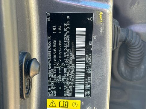 Used 2018 Lexus RX 350 AWD w/ Premium Package image 40