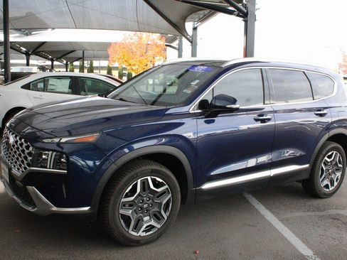 Used 2022 Hyundai Santa Fe Limited w/ Cargo Package image 13