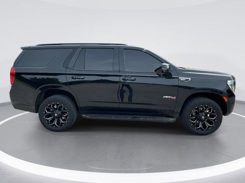 Used 2021 GMC Yukon AT4 w/ Rear Media and Nav Package AWD/4WD image 9
