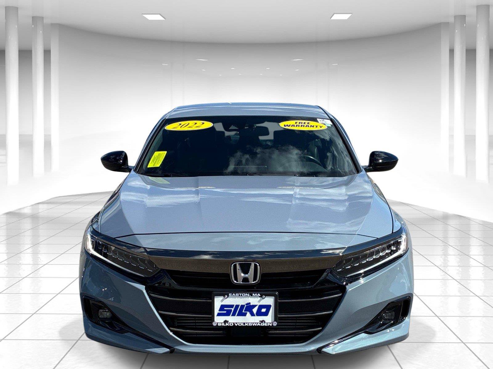 Used 2022 Honda Accord Sport image 2