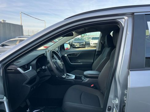 Used 2025 Toyota RAV4 LE image 26