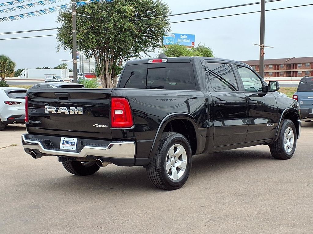 Used 2025 RAM 1500 Big Horn AWD/4WD image 8