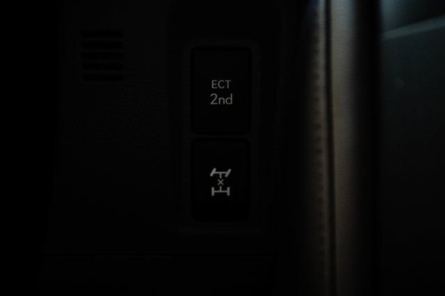 Used 2020 Lexus GX 460 Luxury w/ Luxury Sport Package AWD/4WD image 34