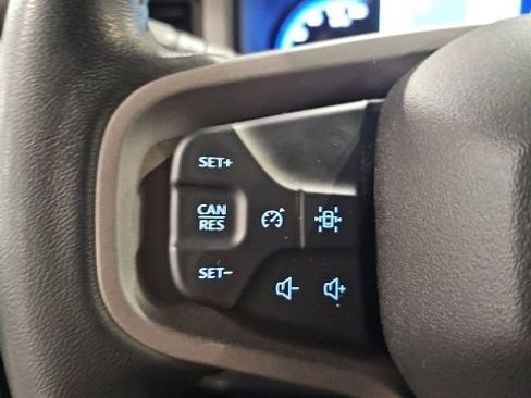 Used 2024 Ford Bronco Everglades image 14