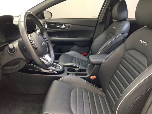 Used 2024 Kia Forte GT-Line w/ GT-Line Premium Package FWD image 17