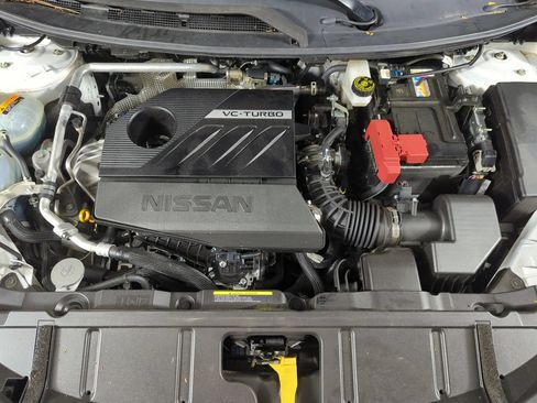 Used 2024 Nissan Rogue SV FWD image 17