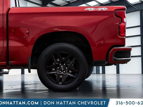 Used 2022 Chevrolet Silverado 1500 RST w/ Convenience Package II AWD/4WD image 32