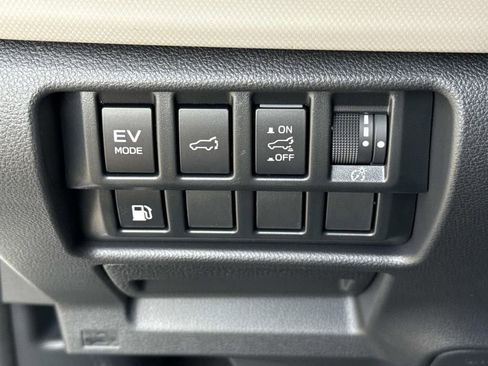 New 2025 Subaru Forester Limited image 43