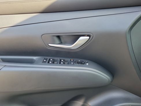 New 2026 Hyundai Tucson SE image 17