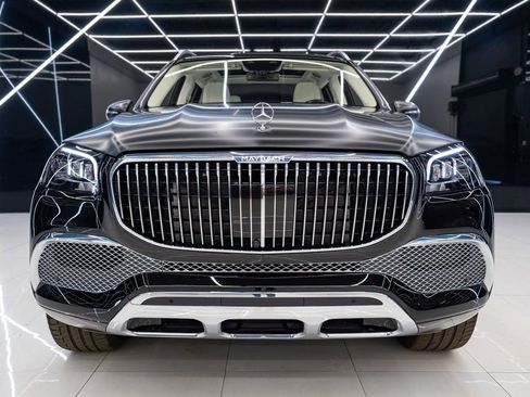 Used 2022 Mercedes-Benz Maybach GLS 600 4MATIC image 8