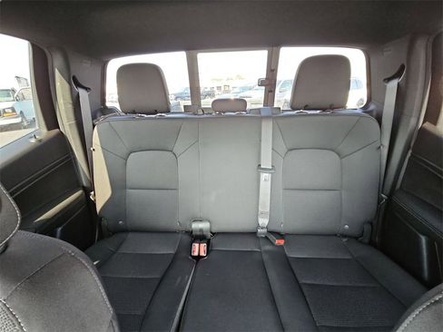 Used 2023 Chevrolet Colorado LT w/ LT Convenience Package II image 13