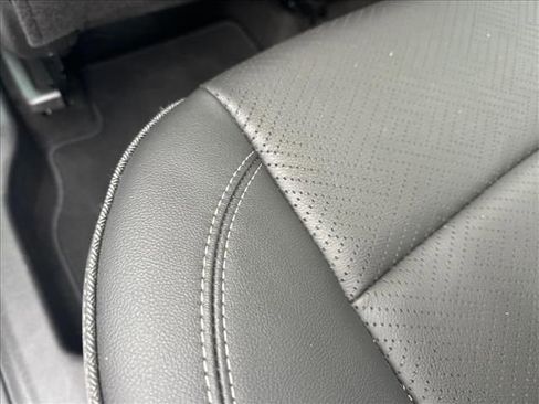 Certified 2022 Buick Encore GX Essence w/ Experience Buick Package FWD image 18