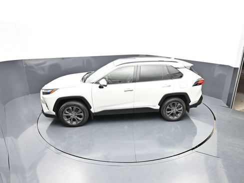 Used 2022 Toyota RAV4 Limited w/ Limited Grade Weather Package AWD/4WD image 12