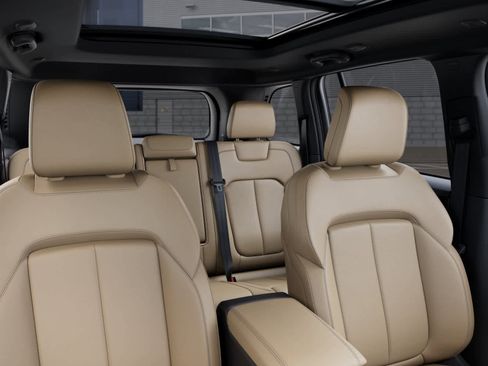 New 2025 Jeep Grand Cherokee Limited image 26