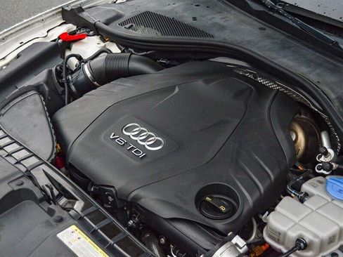 Used 2015 Audi A6 TDI Prestige w/ Prestige Package image 31