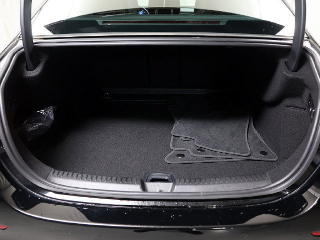 Used 2026 Mercedes-Benz E 450 4MATIC Sedan image 29