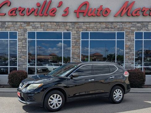 Used 2014 Nissan Rogue S image 1