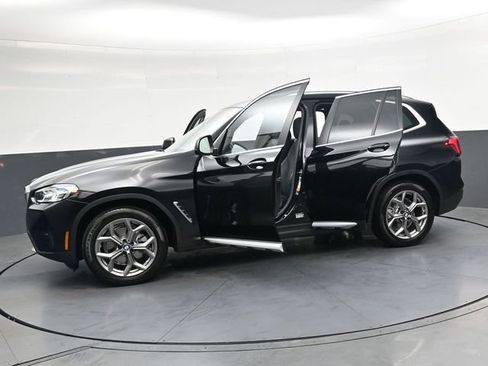 Used 2023 BMW X3 xDrive30i w/ Premium Package w/ZPA AWD/4WD image 42