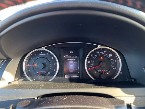 Used 2015 Toyota Camry SE FWD image 13