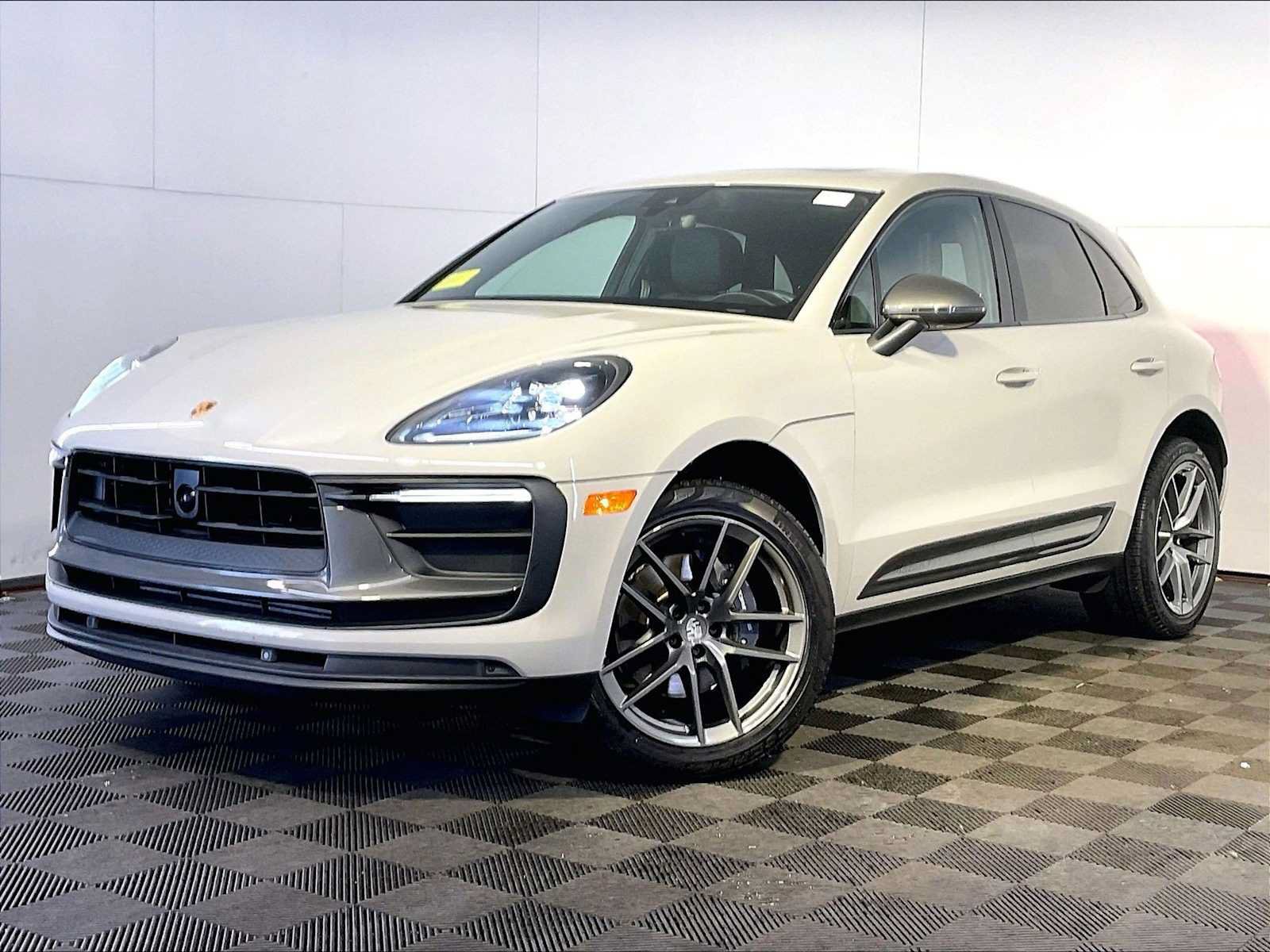 Certified 2025 Porsche Macan Turbo w/ Premium Package Plus AWD/4WD image 1