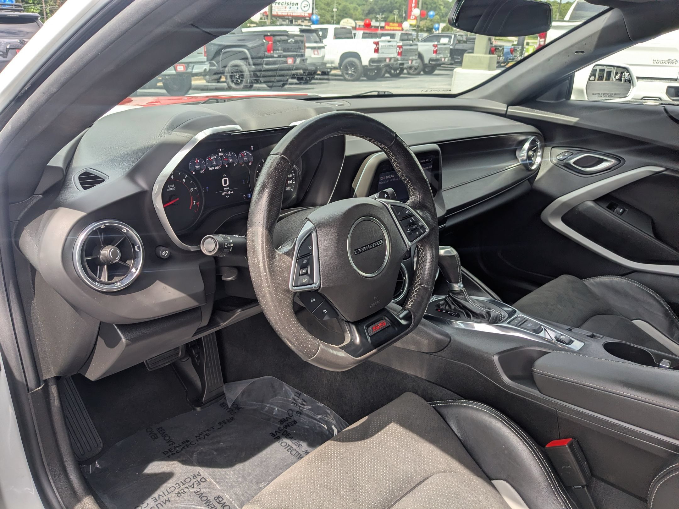 Used 2022 Chevrolet Camaro SS RWD image 13