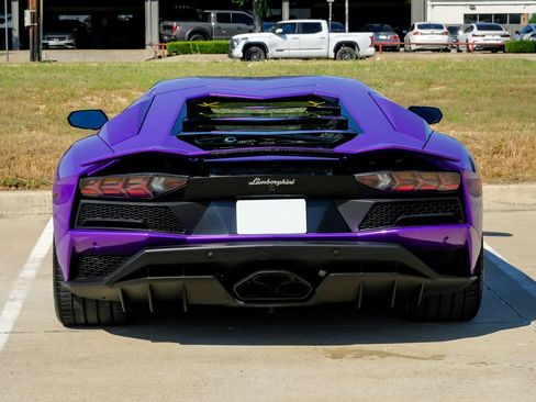 Used 2018 Lamborghini Aventador S AWD/4WD image 13