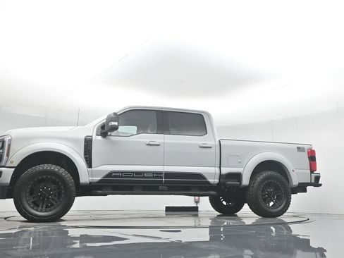 New 2026 Ford F250 Lariat w/ Black Appearance Package image 60