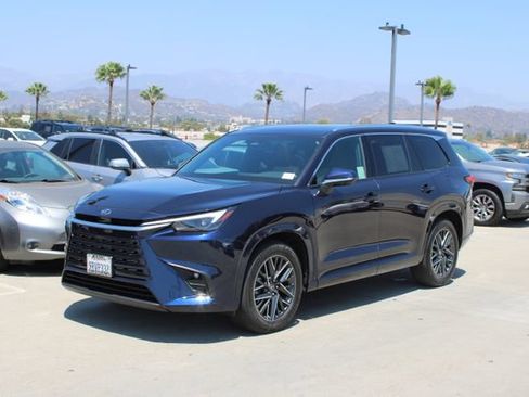 Certified 2024 Lexus TX 350 FWD image 3