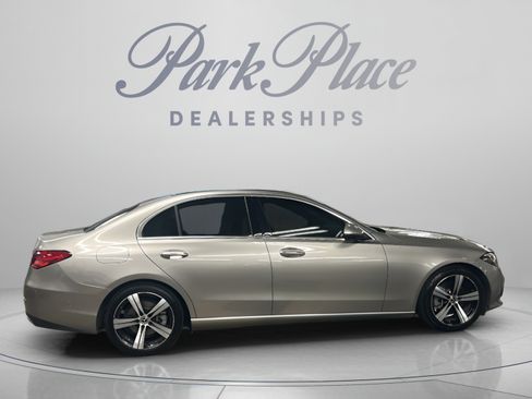 Used 2022 Mercedes-Benz C 300 Sedan image 6