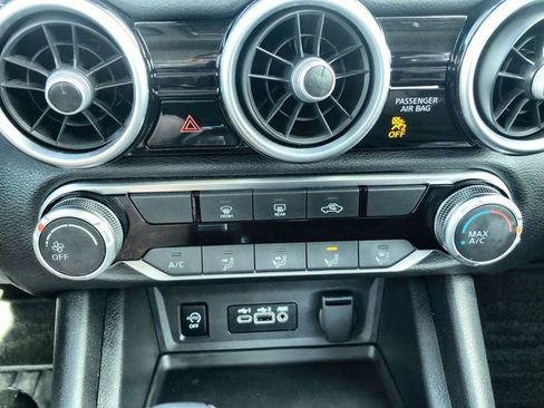 Used 2024 Nissan Sentra SV image 18