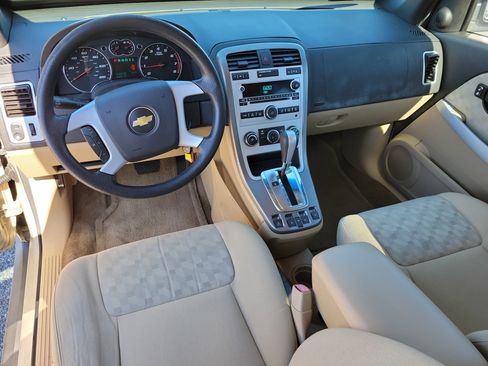 Used 2009 Chevrolet Equinox LS image 14