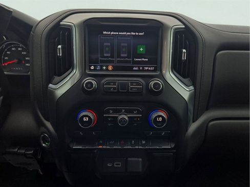 Used 2020 Chevrolet Silverado 1500 LT w/ Texas Edition RWD image 17