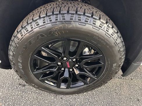 New 2026 GMC Sierra 1500 Elevation w/ Elevation Premium Package image 14