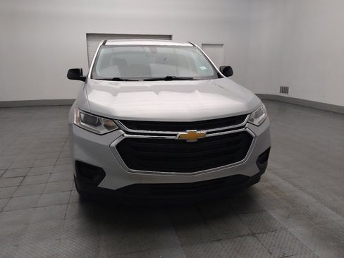 Used 2021 Chevrolet Traverse LS FWD image 14
