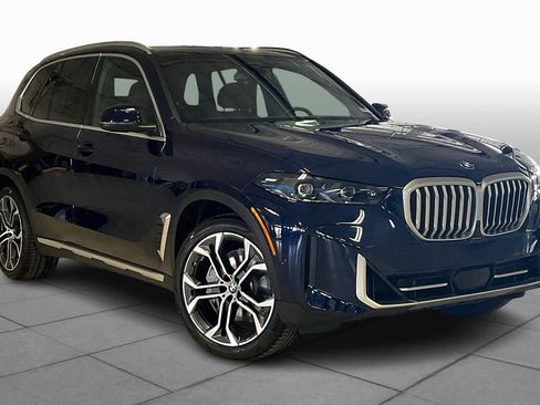 New 2026 BMW X5 xDrive50e image 2