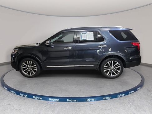 Used 2017 Ford Explorer Platinum AWD/4WD image 9
