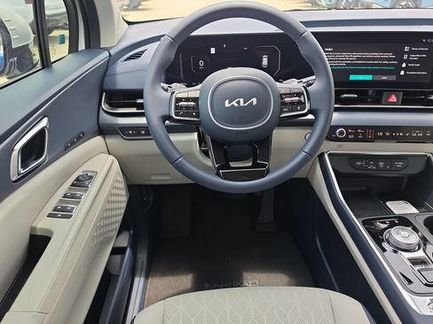 New 2026 Kia Carnival SX FWD image 13