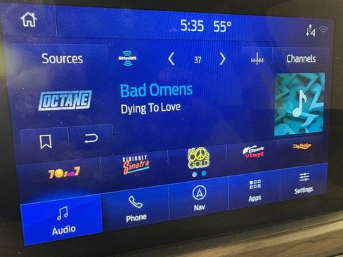 Used 2020 Ford Escape Titanium image 27